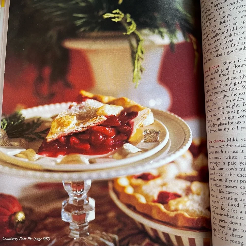 VTG Better Homes & Gardens 1997 Annual Recipes Cookbook, Hardcover